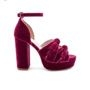 Raye Giselle Pump